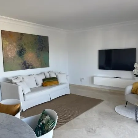 Apartamento Exceptional Penthouse In Altos De Cortesin For Rent *